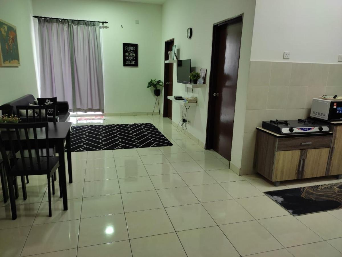 Homestay Semenyih 3 Bedroom Apartment By Kasyaf Extérieur photo