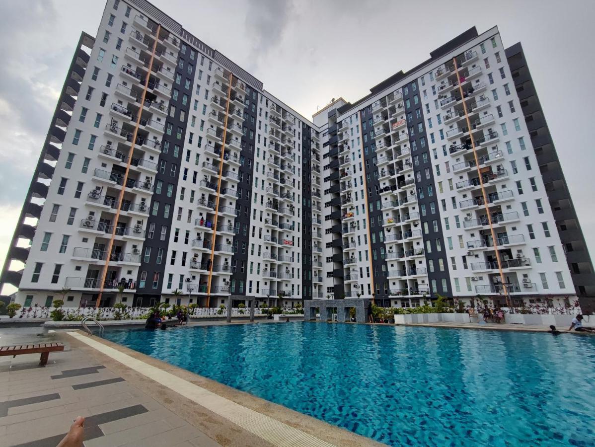 Homestay Semenyih 3 Bedroom Apartment By Kasyaf Extérieur photo