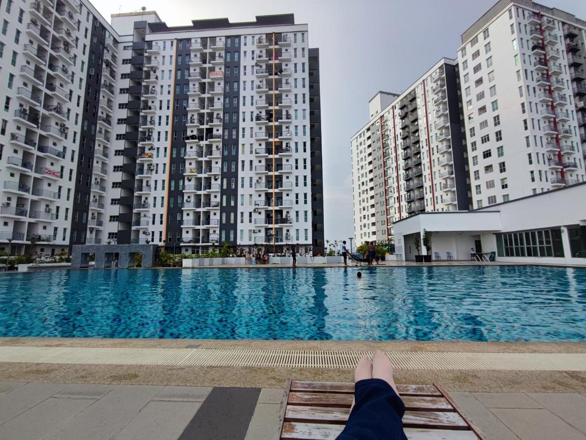 Homestay Semenyih 3 Bedroom Apartment By Kasyaf Extérieur photo