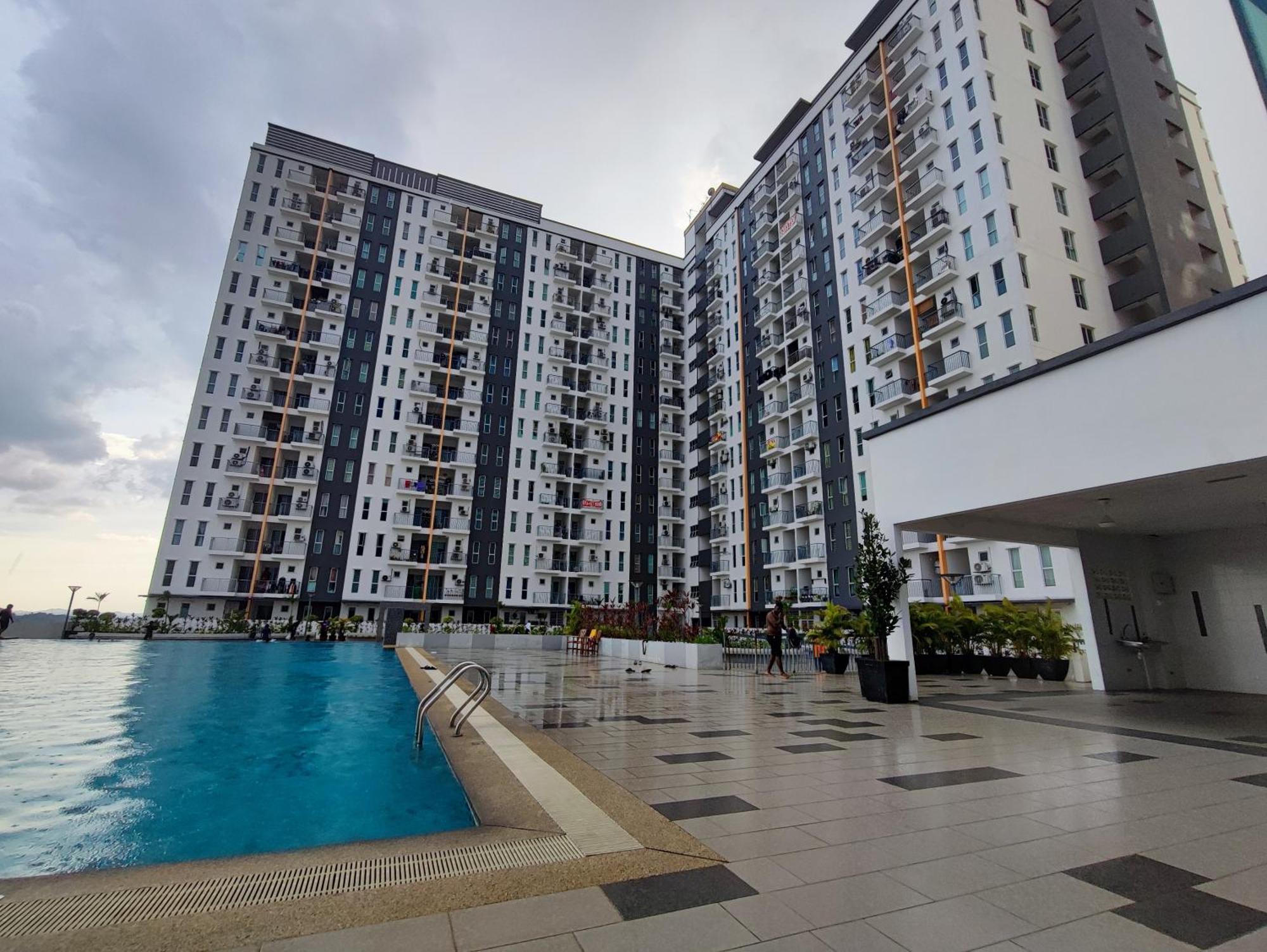 Homestay Semenyih 3 Bedroom Apartment By Kasyaf Extérieur photo